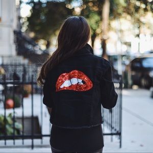 Sequins lips denim jacket